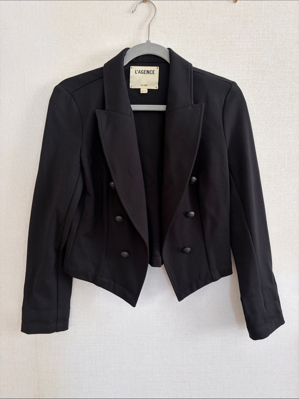L'AGENCE Black Cropped Double-Breasted Peak-Lapel Blazer